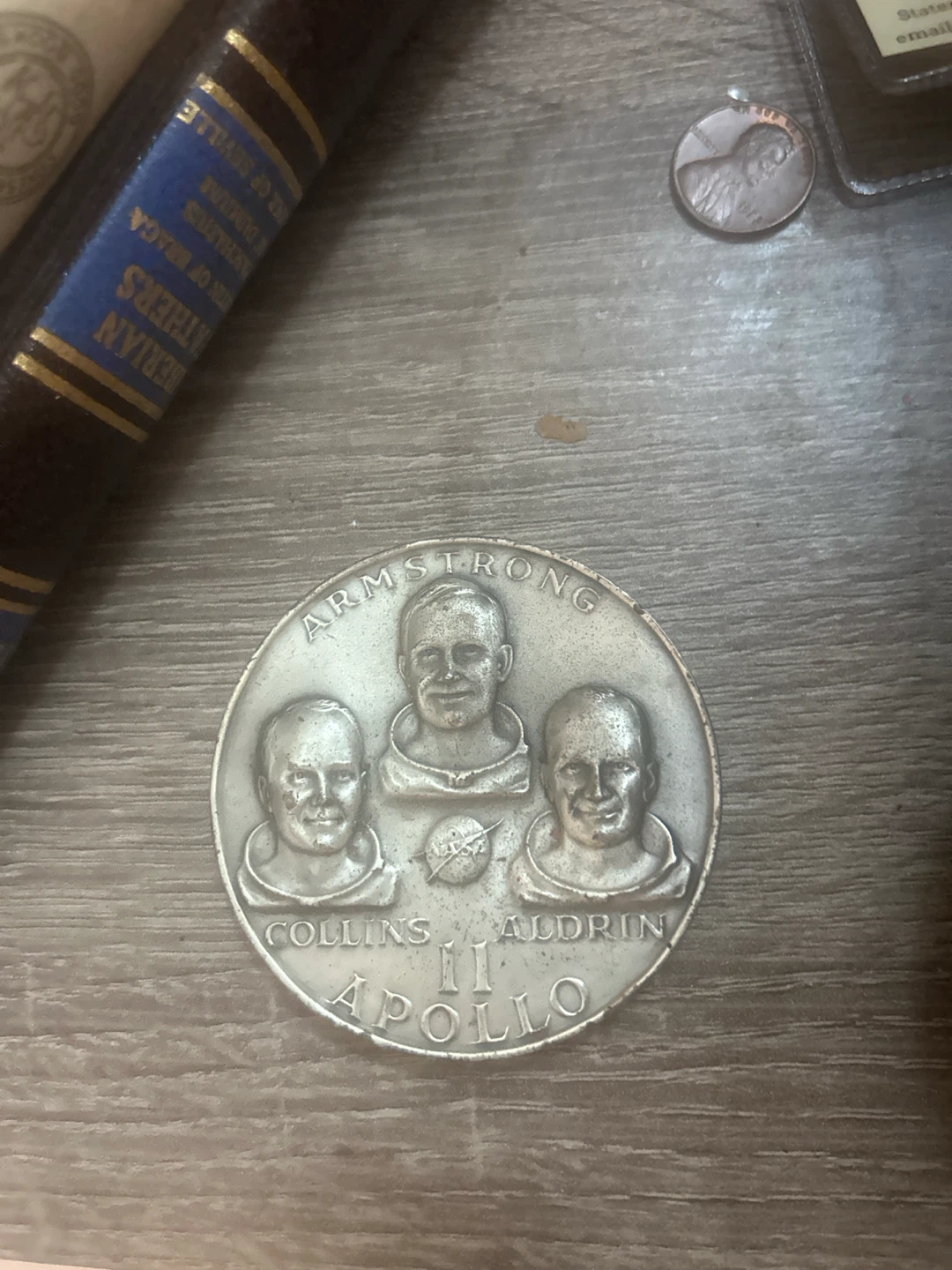 Apollo 11 Commemorative Coin - Armstrong, Collins, Aldrin