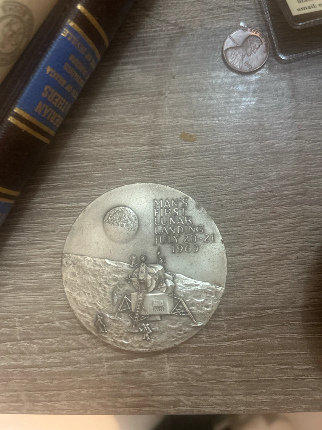 Apollo 11 Commemorative Coin - Armstrong, Collins, Aldrin - photo 2