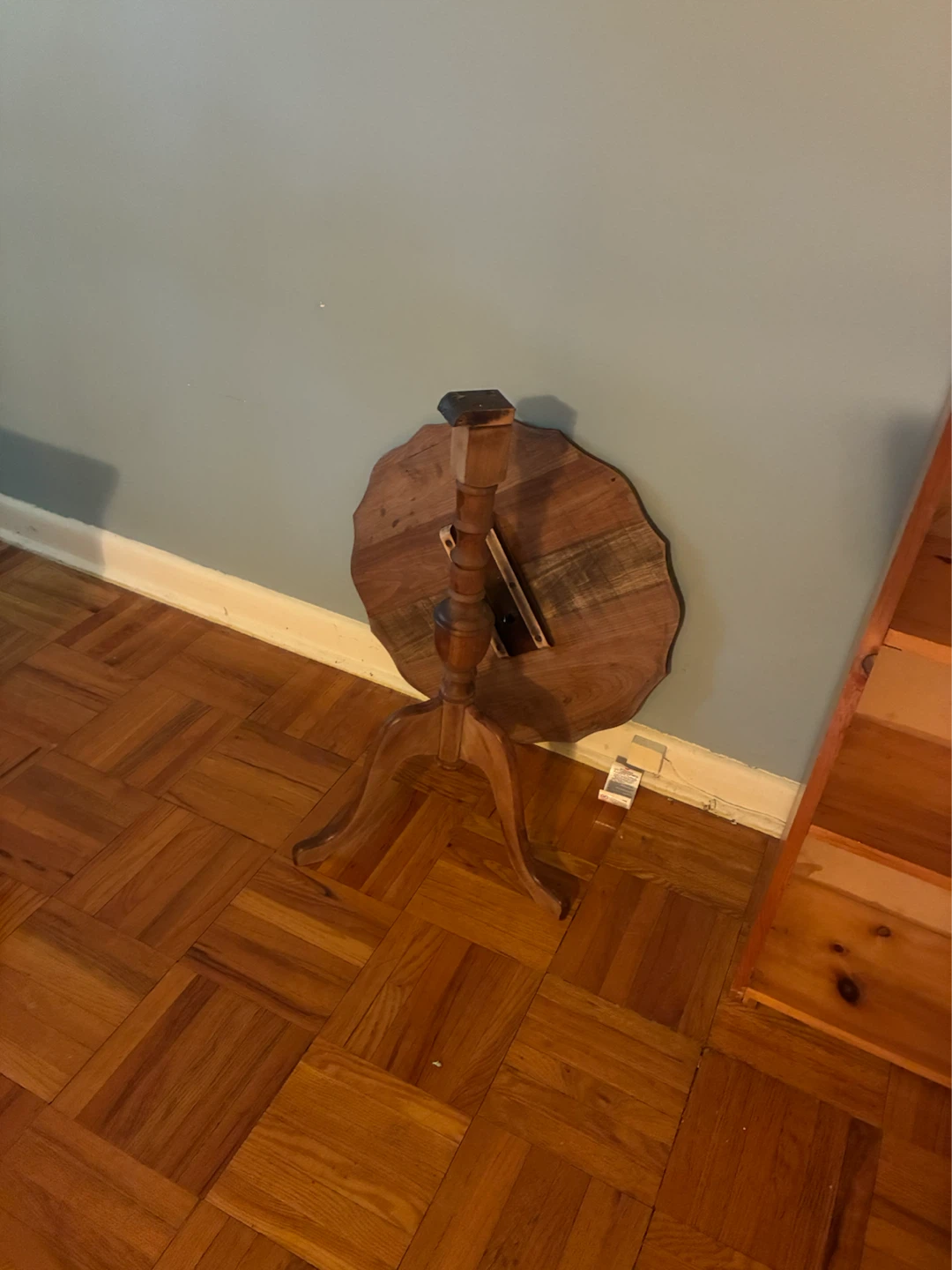 MOVING SALE!! Flip top Wooden Pedestal Plant Stand Table - photo 3