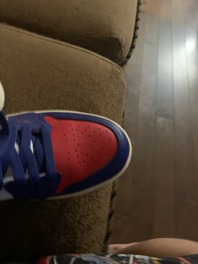 Air Jordan 1 Mid SE DQ8426-102
