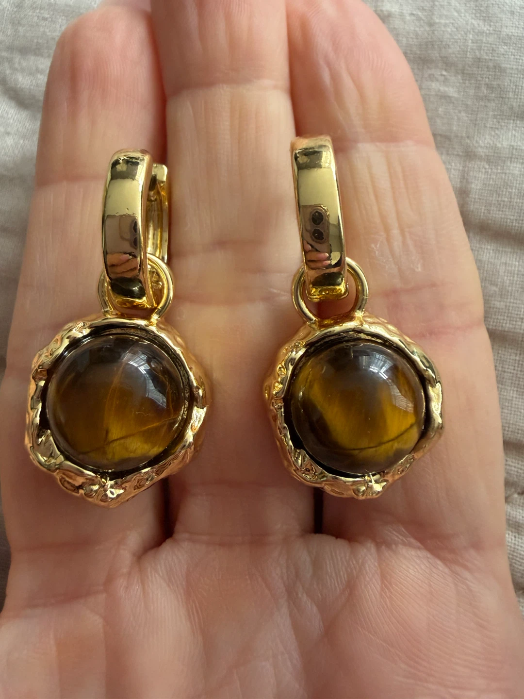 New gold gemstone  earrings