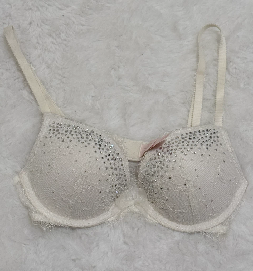 Victoria's Secret White Rhinestone Lace Bra