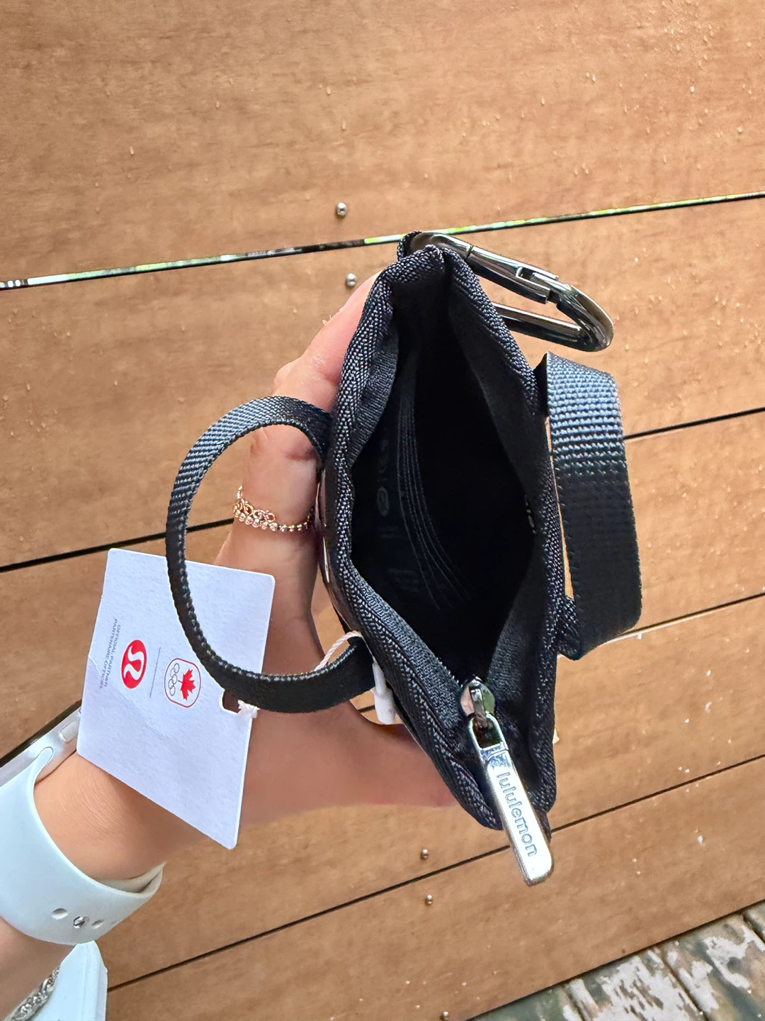 Lululemon Team Canada Nano Tote Bag - photo 3