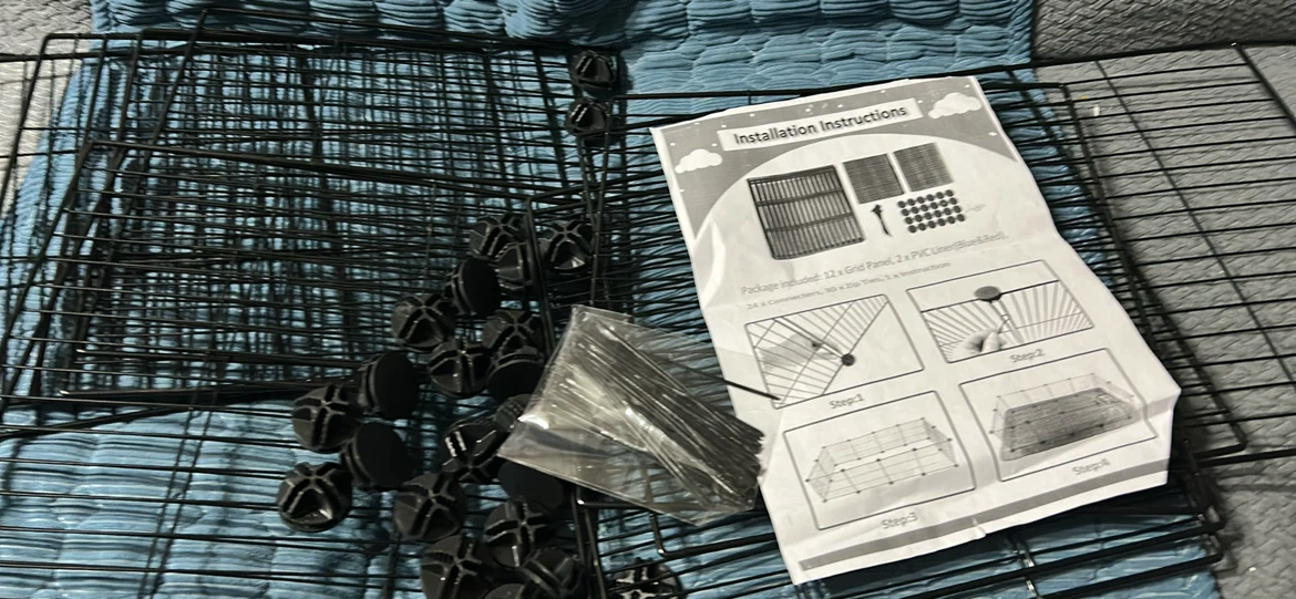 New-Modular Grid Pet Playpen Panels and Connectors - photo 3
