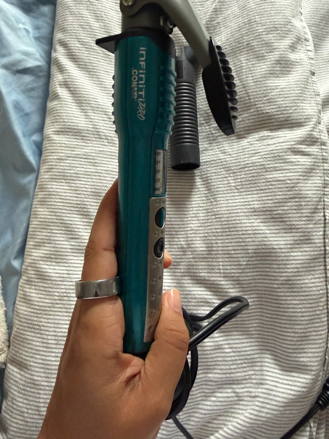 Conair Infiniti Pro Curling Iron - photo 2
