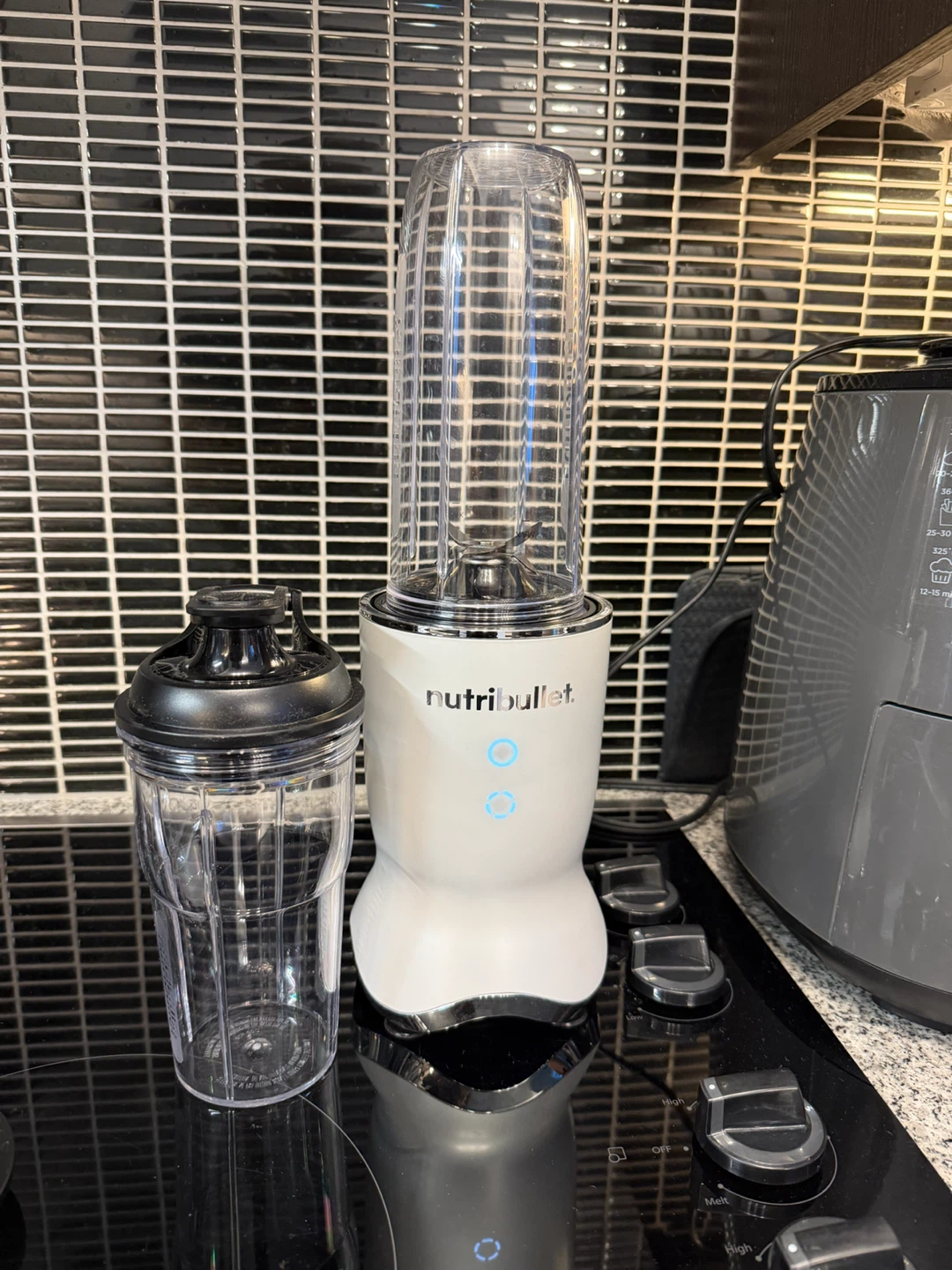 NutriBullet Ultra Blender - Pearl White