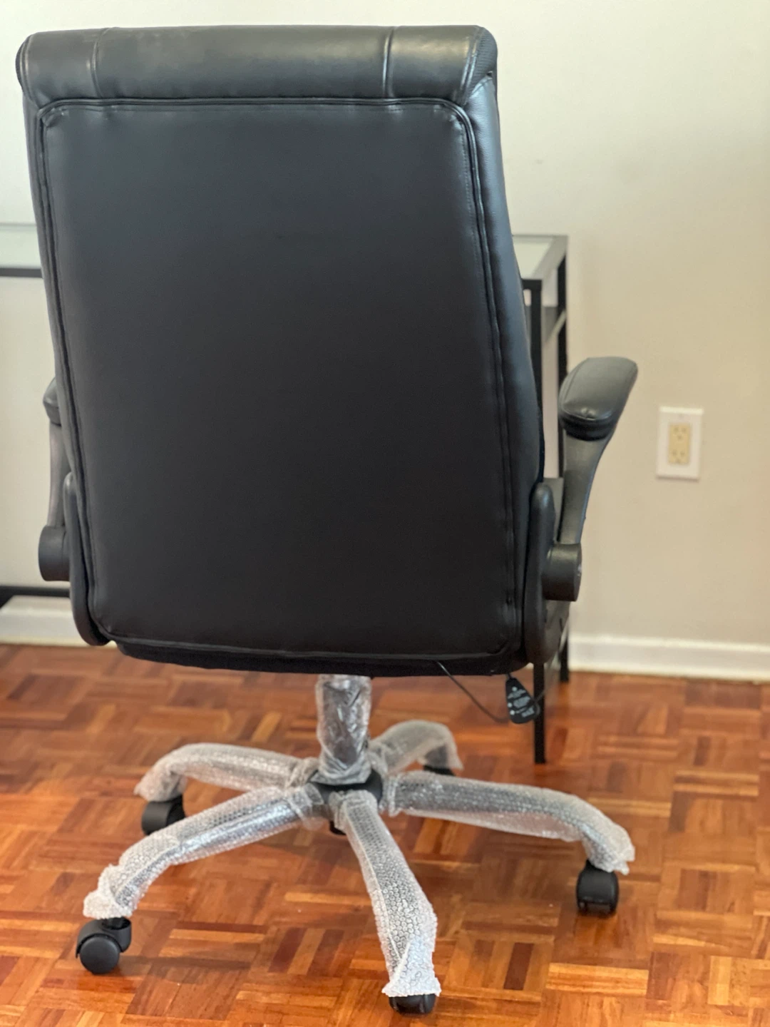 Office chair - photo 3