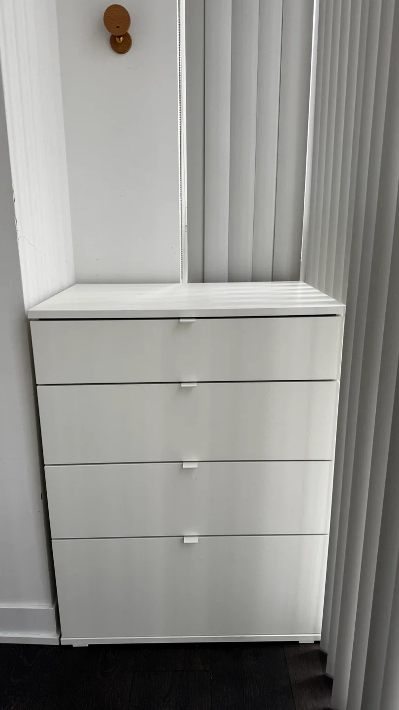 IKEA VIHALS 4-drawer chest, white