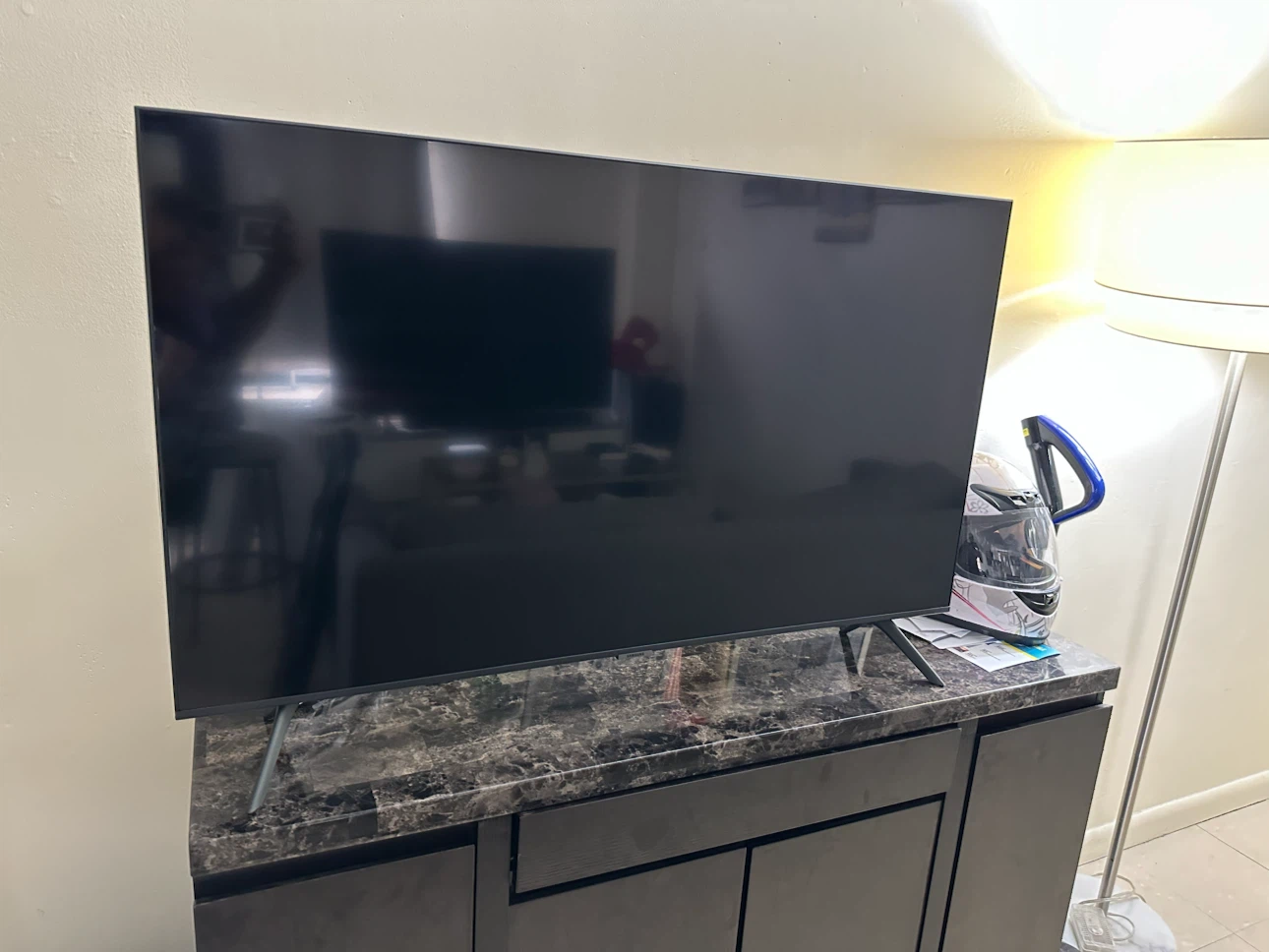 Samsung TV 4K smart TV 43”