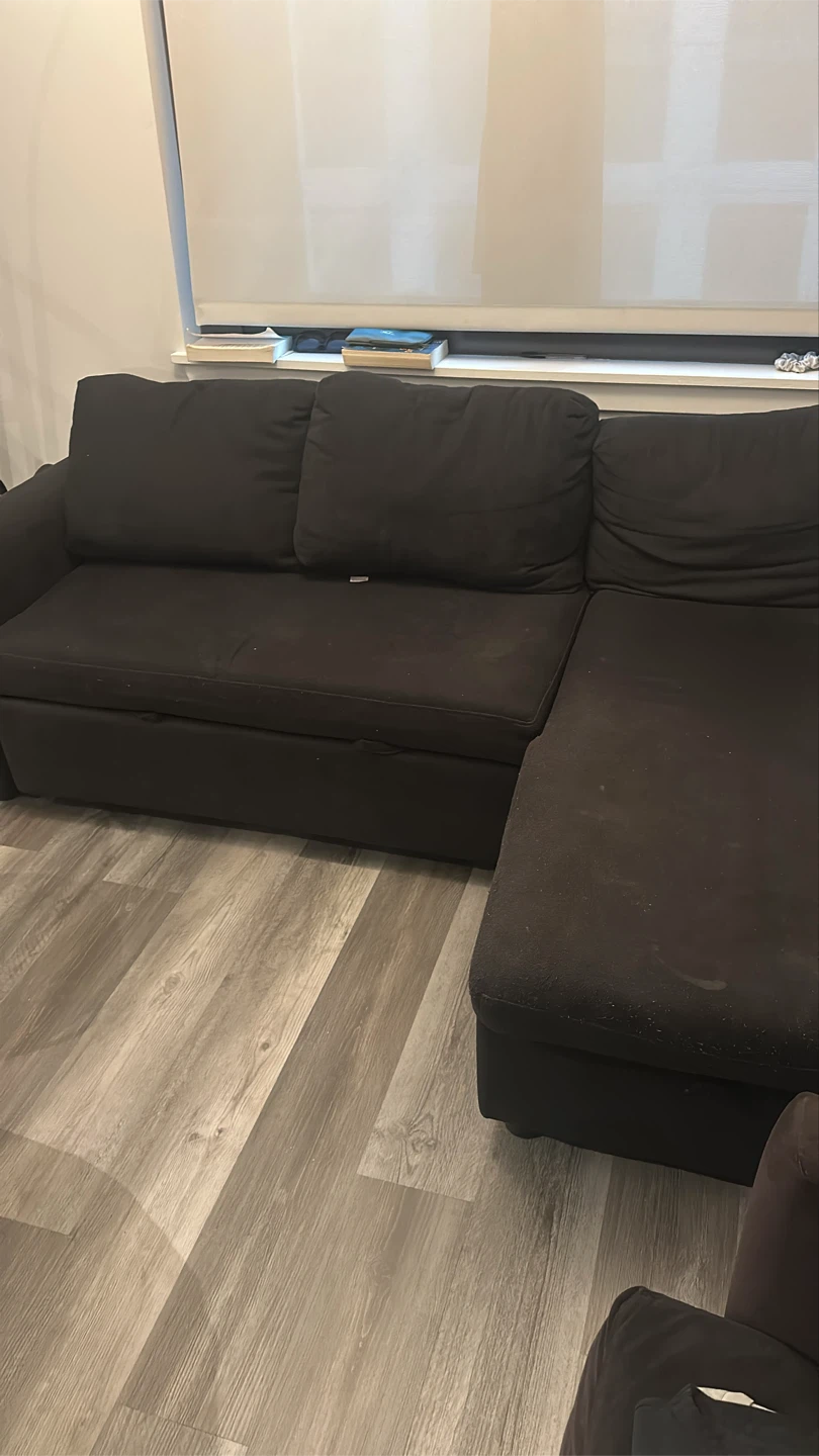 Linsy Home Alden Design Reversible Sectional Sofa