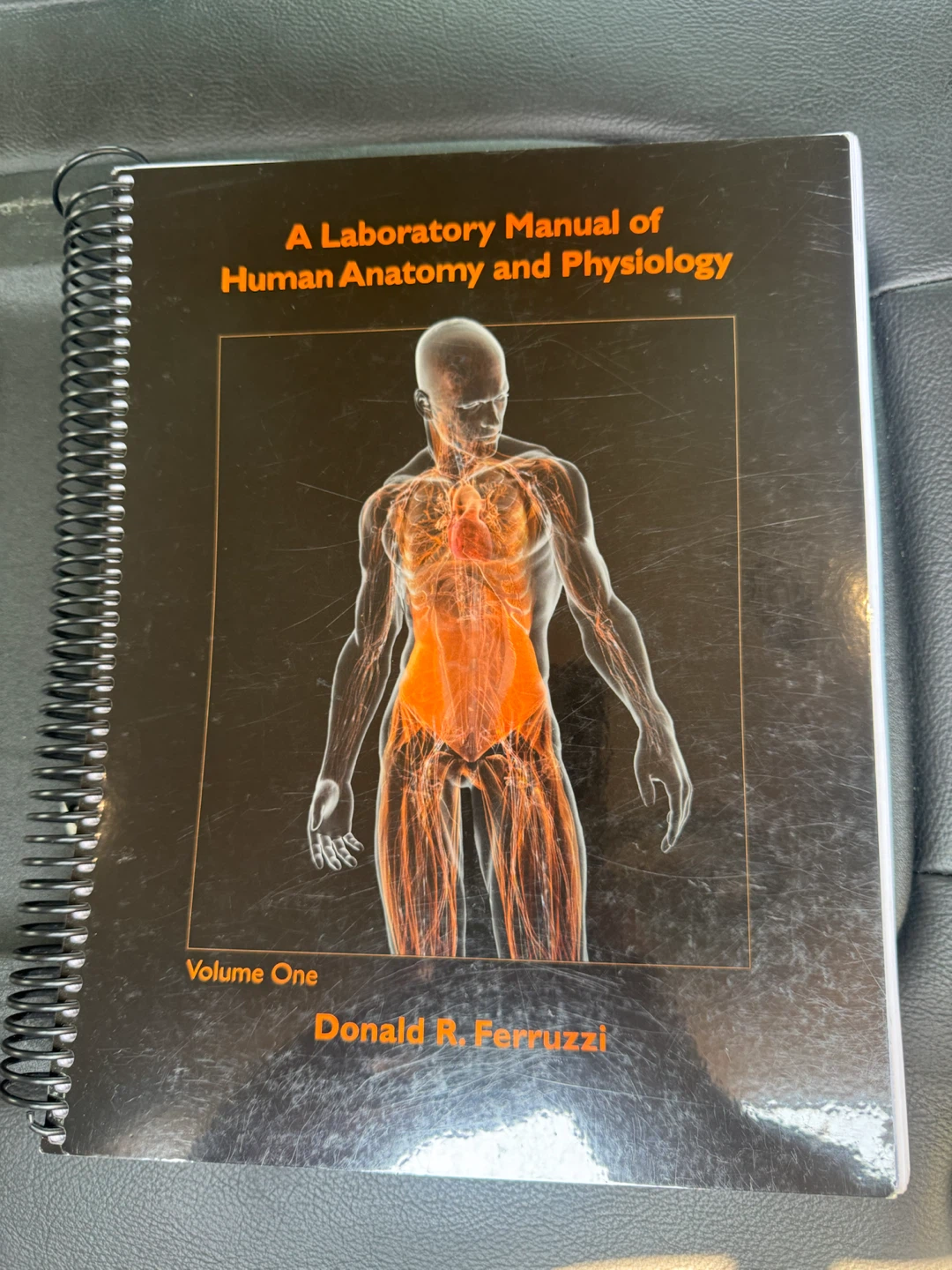 A Laboratory Manual of Human Anatomy and Physiology Vol 1
