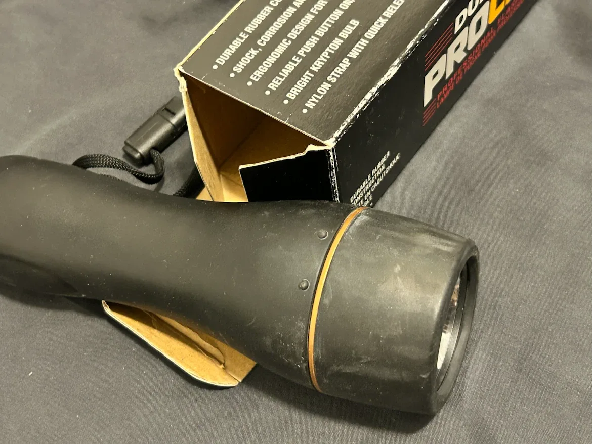 Duracell Procell Professional Flashlight - photo 3