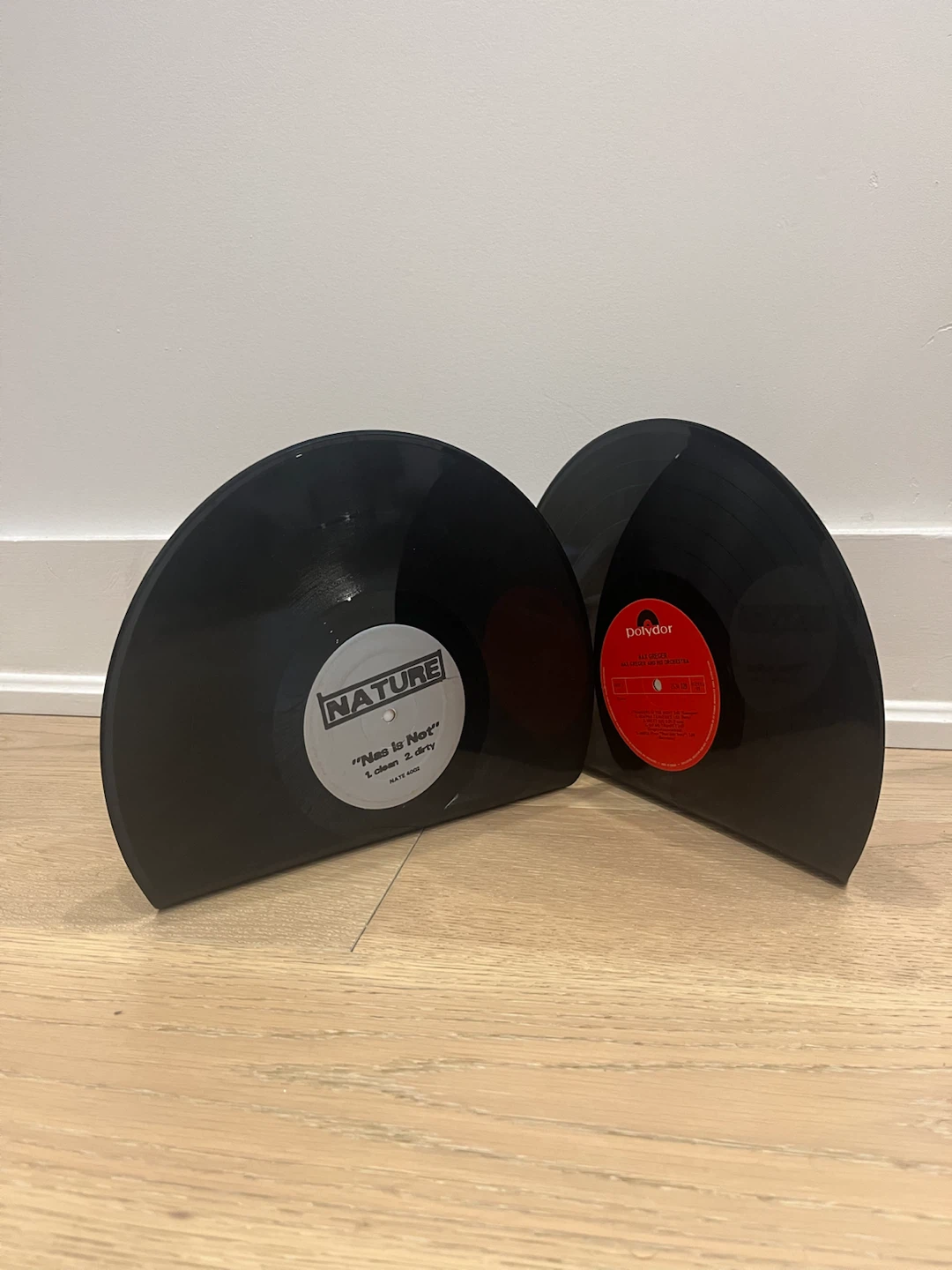 2x Vinyl Bookends
