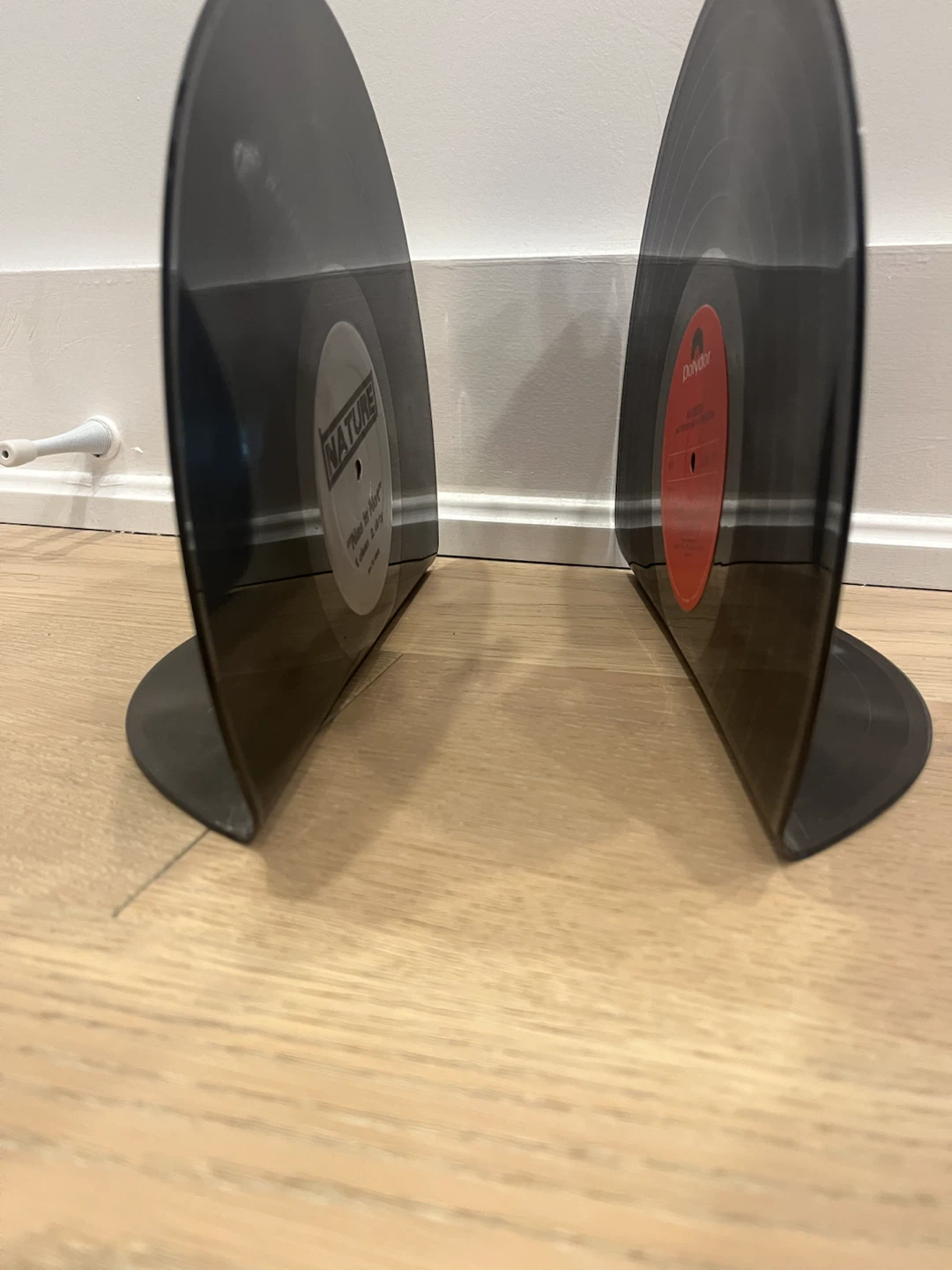 2x Vinyl Bookends - photo 2