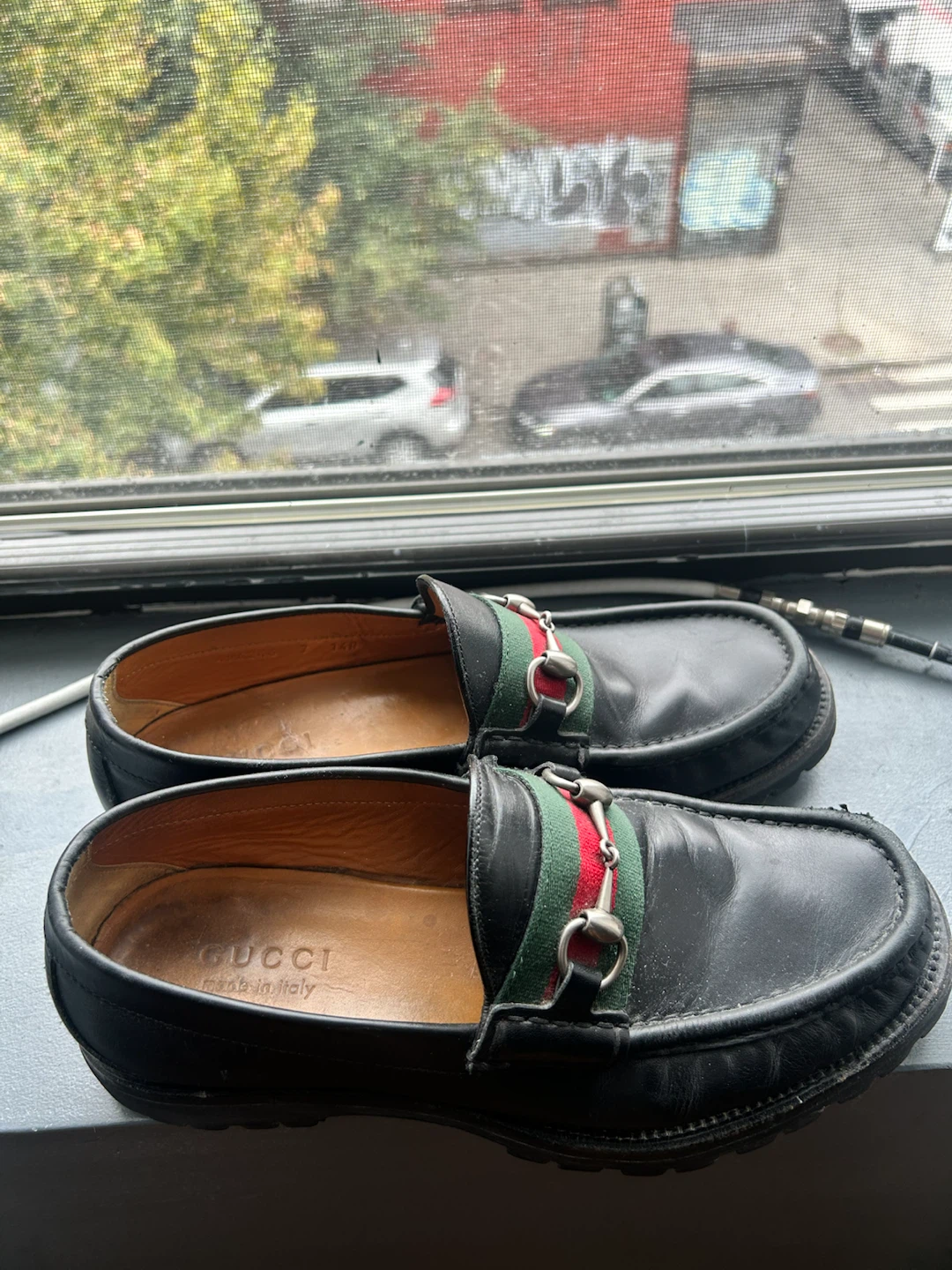 Men’s size 8 Gucci loafers