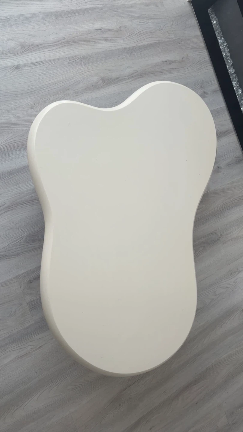 White unique aesthetic cloud living room table - photo 3