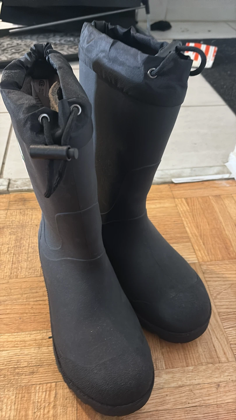 Black Bogs Boots - Size 8