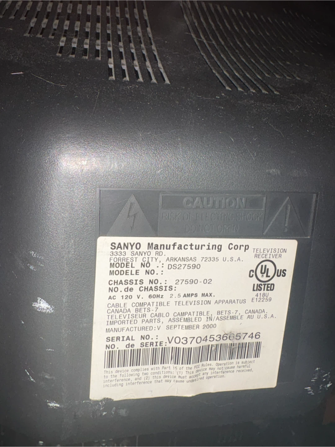 Sanyo 27” CRT Television with Remote - photo 3