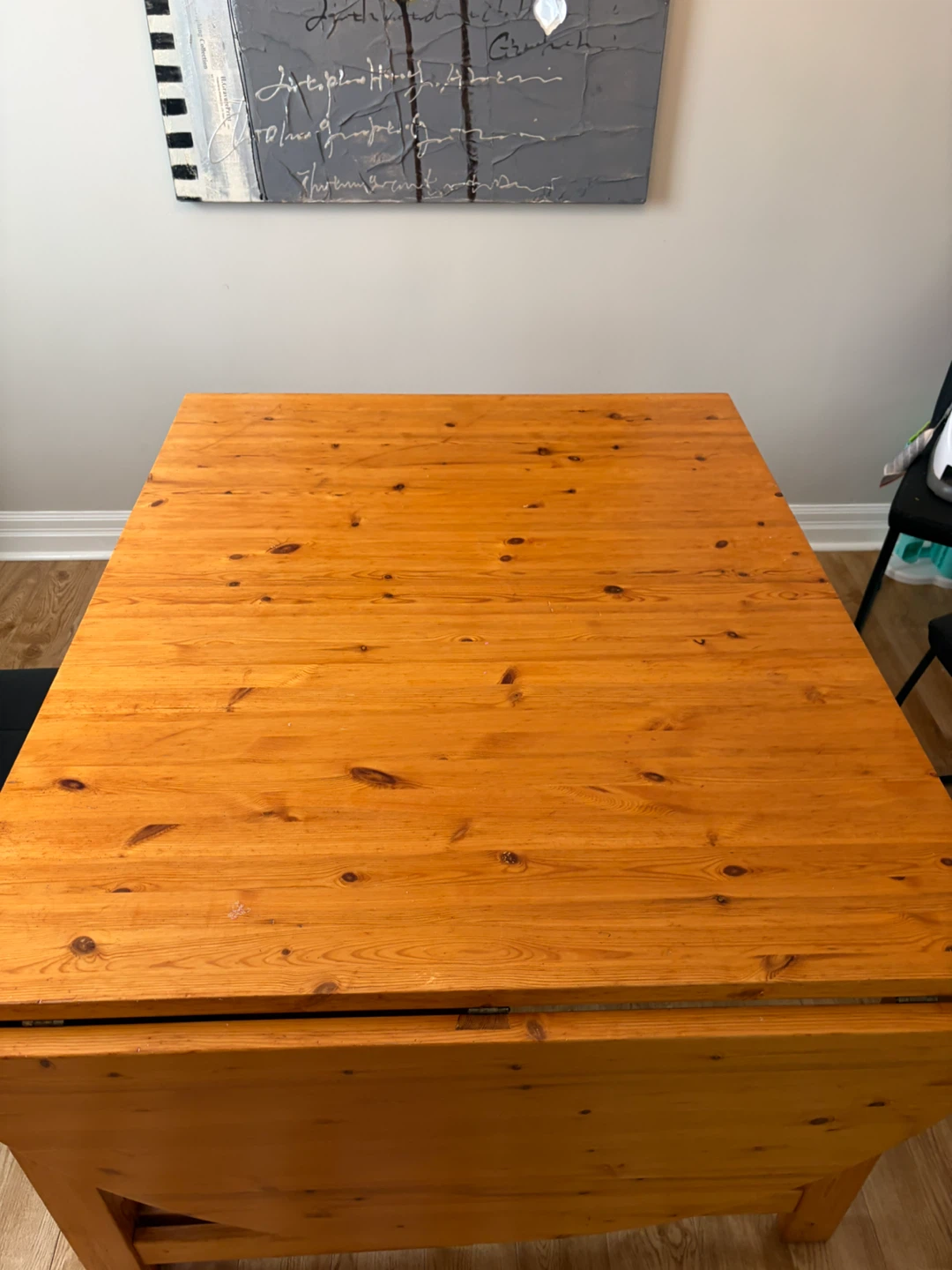 Wooden Extendable Dining Table
