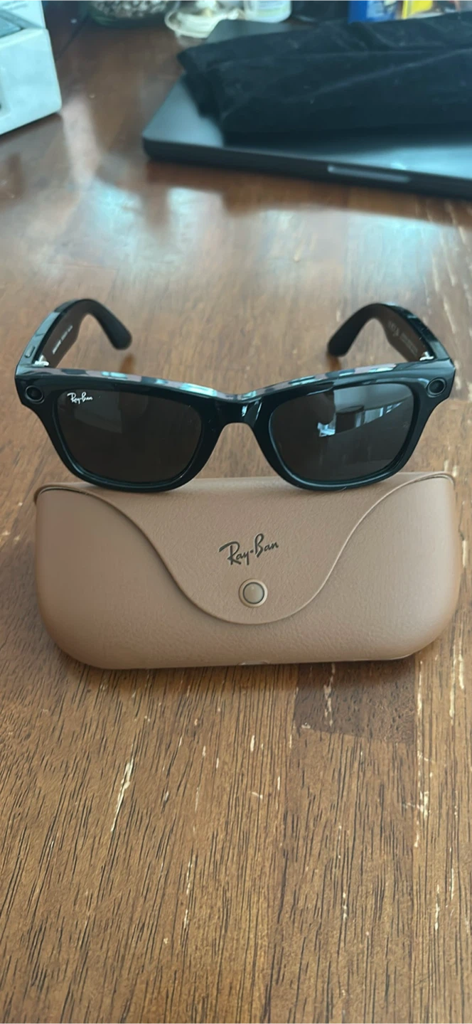 Ray-Ban Meta AI Wayfarer sunglasses Gen 1