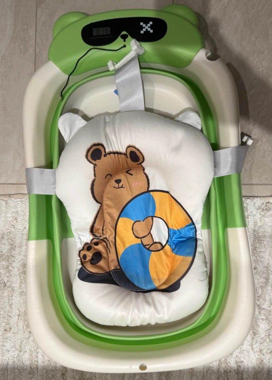 Baby Bathtub with Digital Thermometer