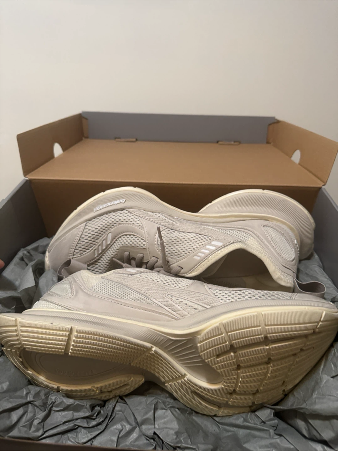 balenciaga circuit low-top sneakers - fr36