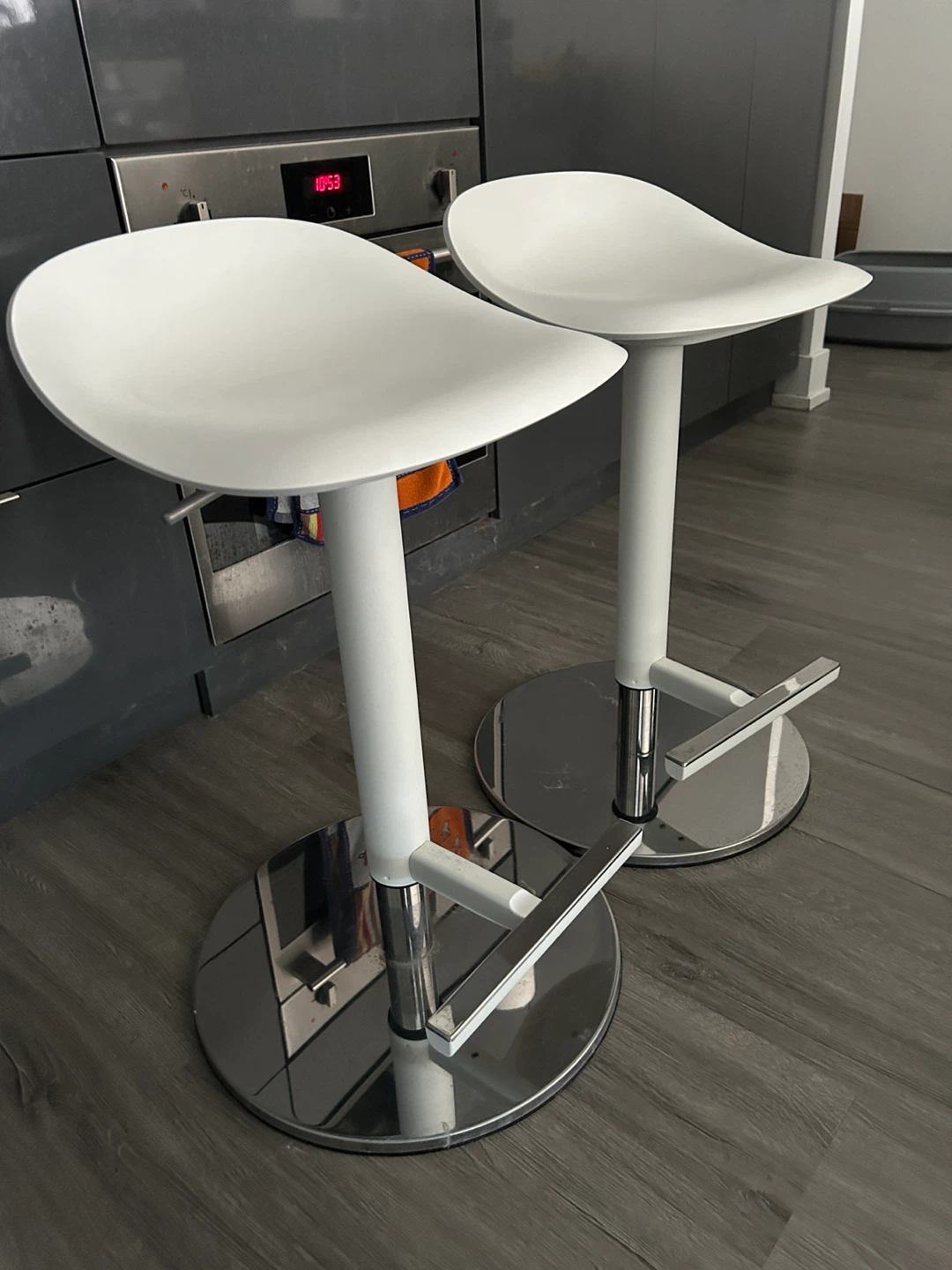 IKEA JANINGE Bar Stools (Set of 2), White