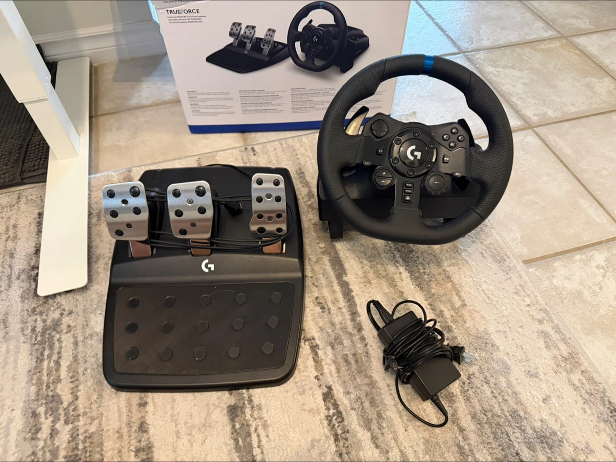 Logitech G923 Racing Wheel and Pedals (TRUEFORCE) Feedback - photo 2