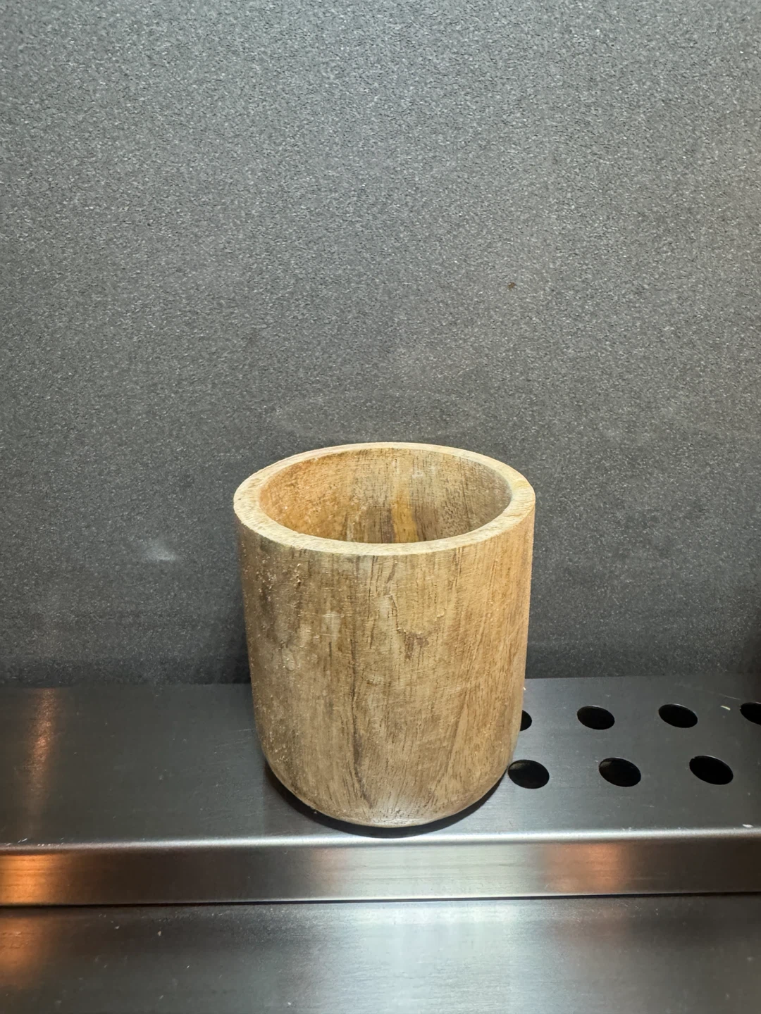 Wooden small pot