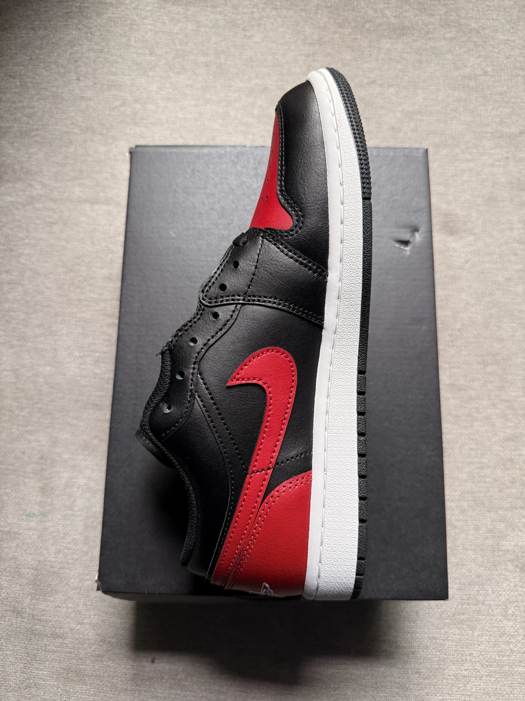 Air Jordan 1 Low Black Red - photo 2