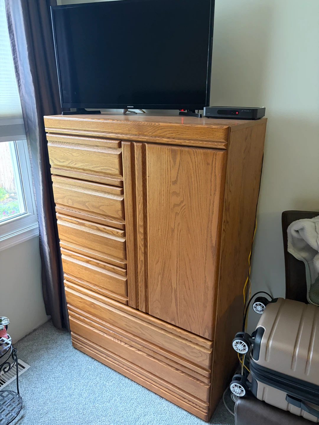 Wooden Dresser with Mirror - photo 5
