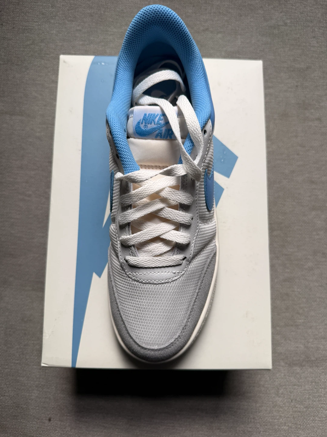 Nike Air Jordan 1 Skyline Low "Summit White/French Blue" Size 8
