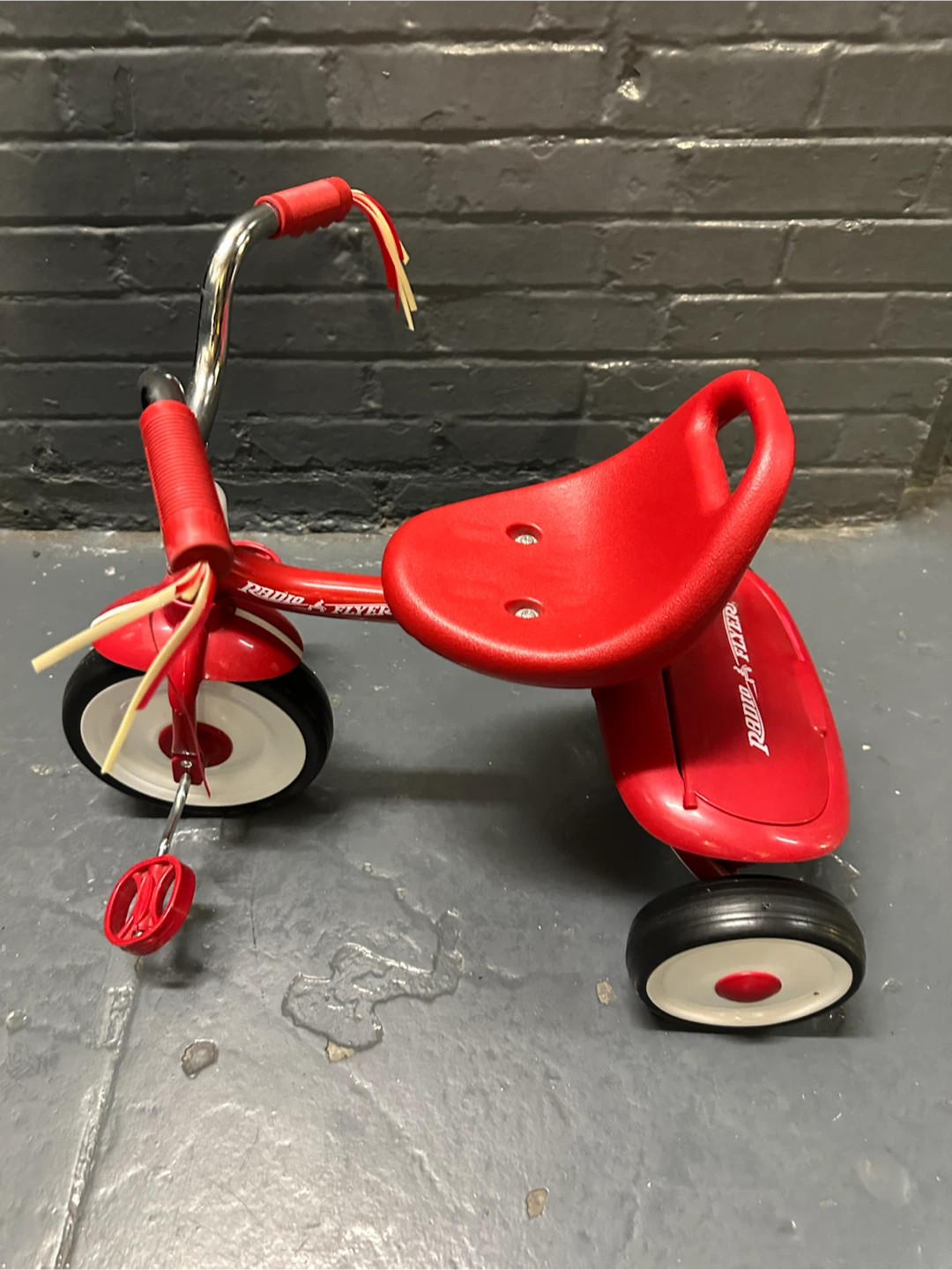 Radio Flyer Red Tricycle