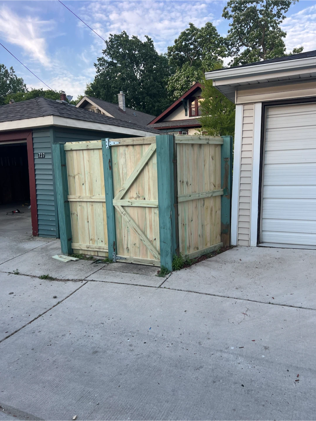 Chicago Fence Repair & Installation: Wood, Vinyl, Gates & Posts⁠