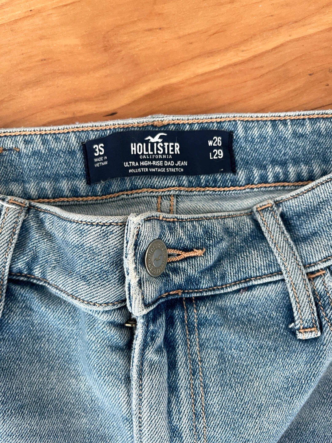 Hollister Ultra High-Rise Dad Jeans - Women's Size 3S / W26 - photo 2