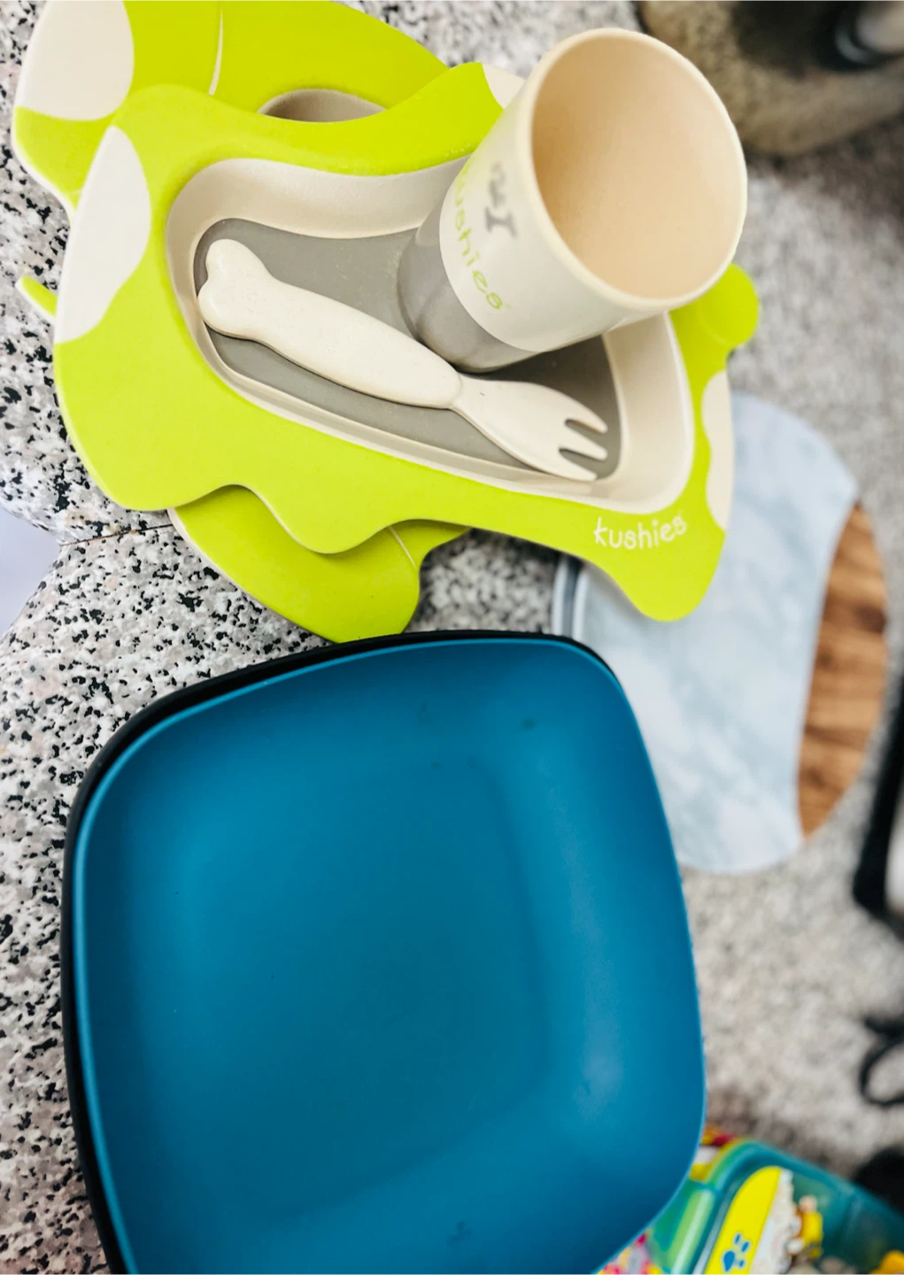 kushies bamboo dinner set and 4 trays