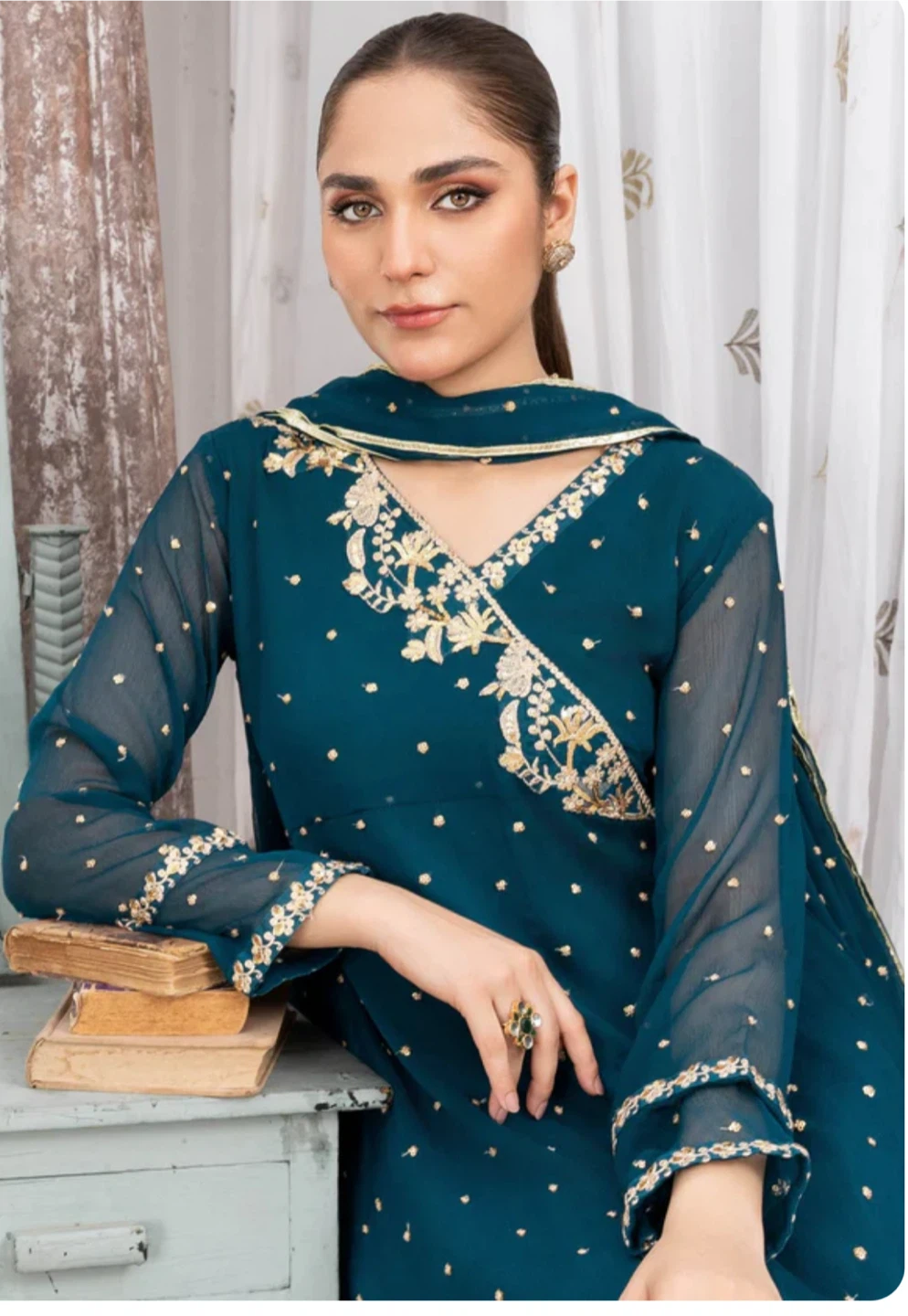 New Agha Jaan Chiffon Embroidered Suit - photo 2