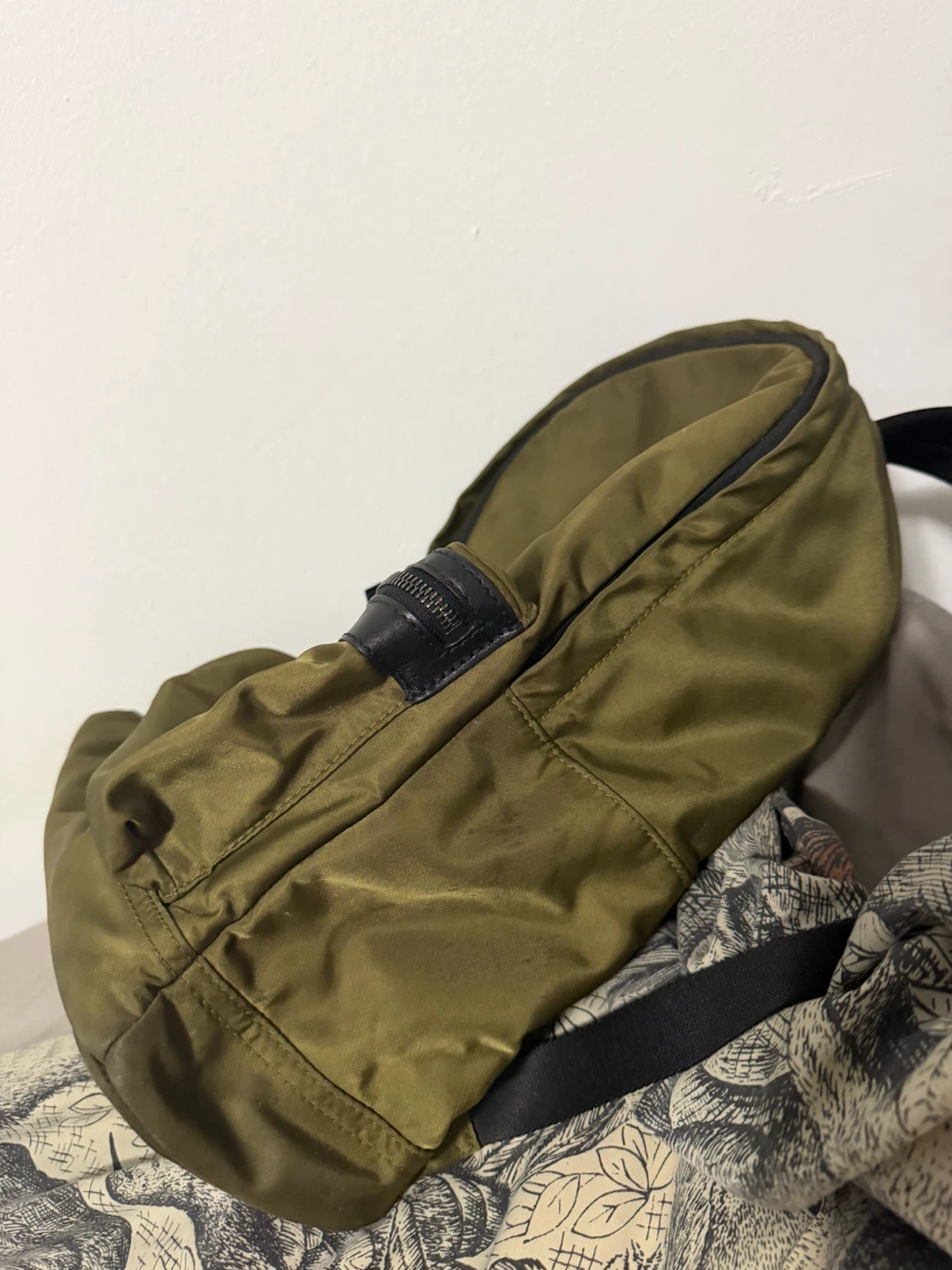 Michael Kors Olive Green Nylon Backpack – Men's / Unisex - photo 2