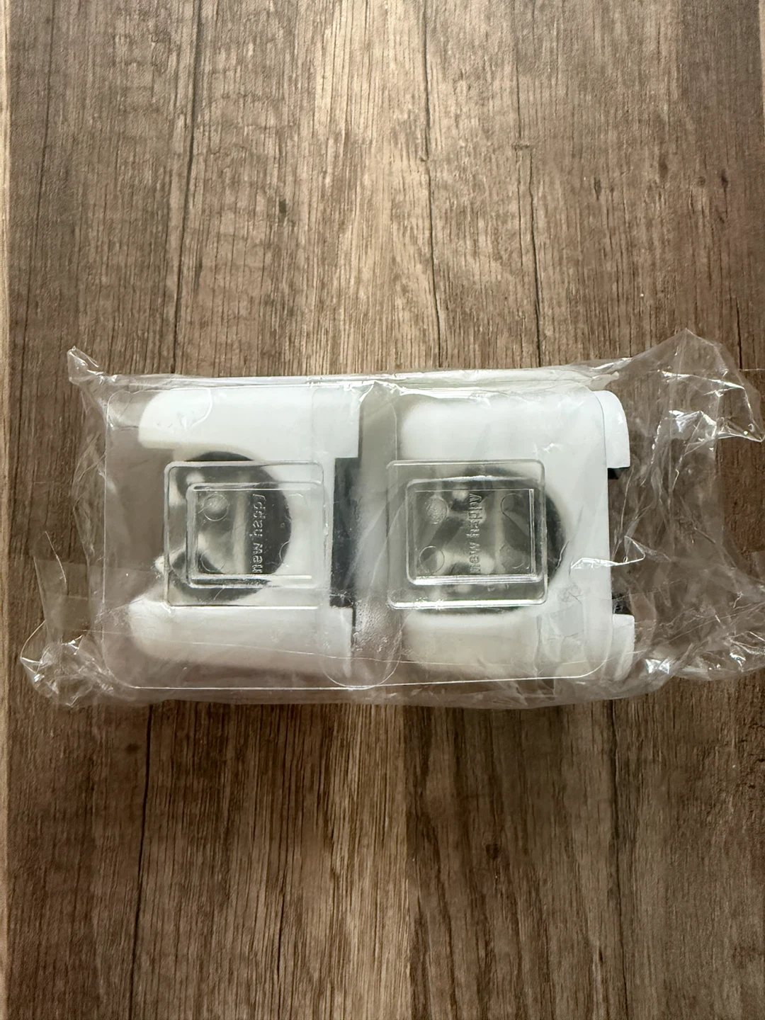 Mop Holder Wall Mount 2 pcs - photo 4
