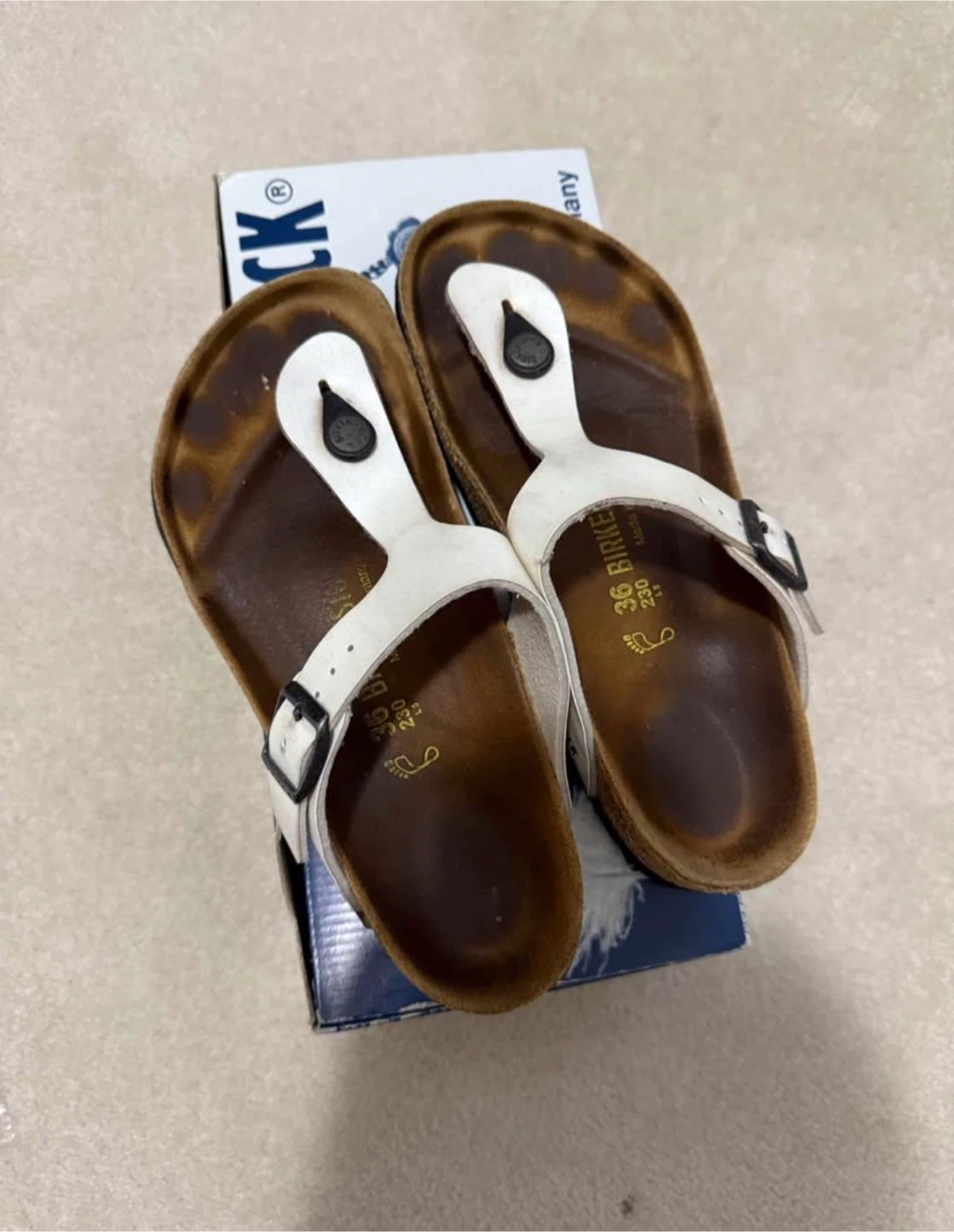 Birkenstock Gizeh White - Size 36