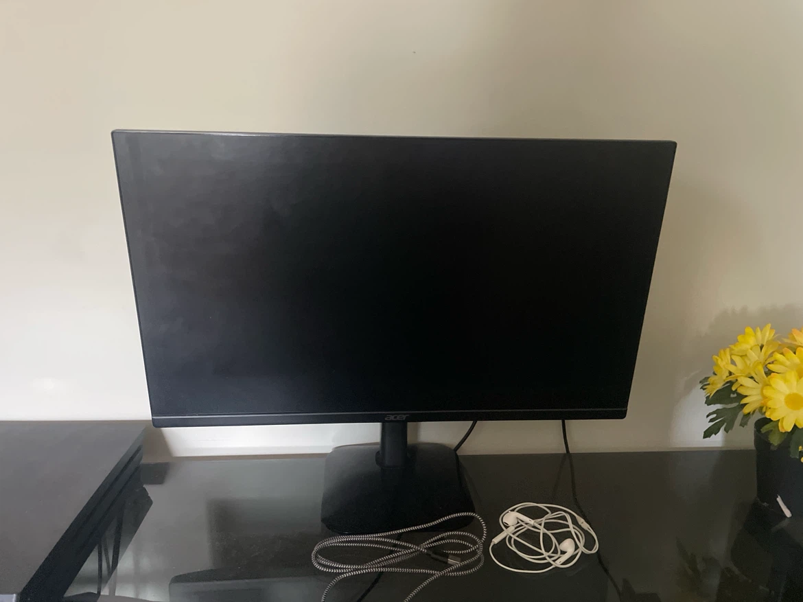 Sony PlayStation 4 Pro 1TB Console with Controller and Games - photo 3