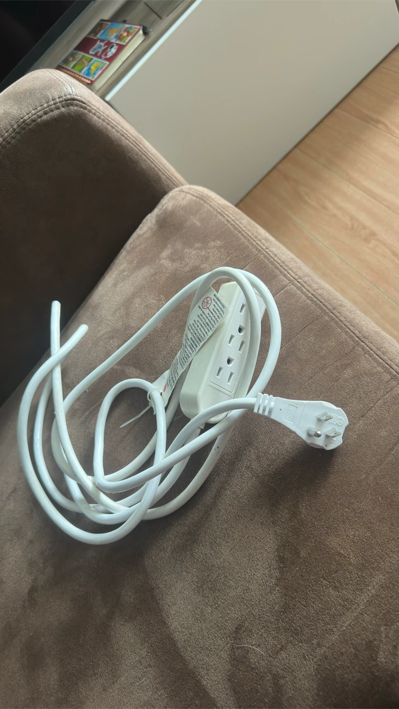 White 3-Outlet Power Bar