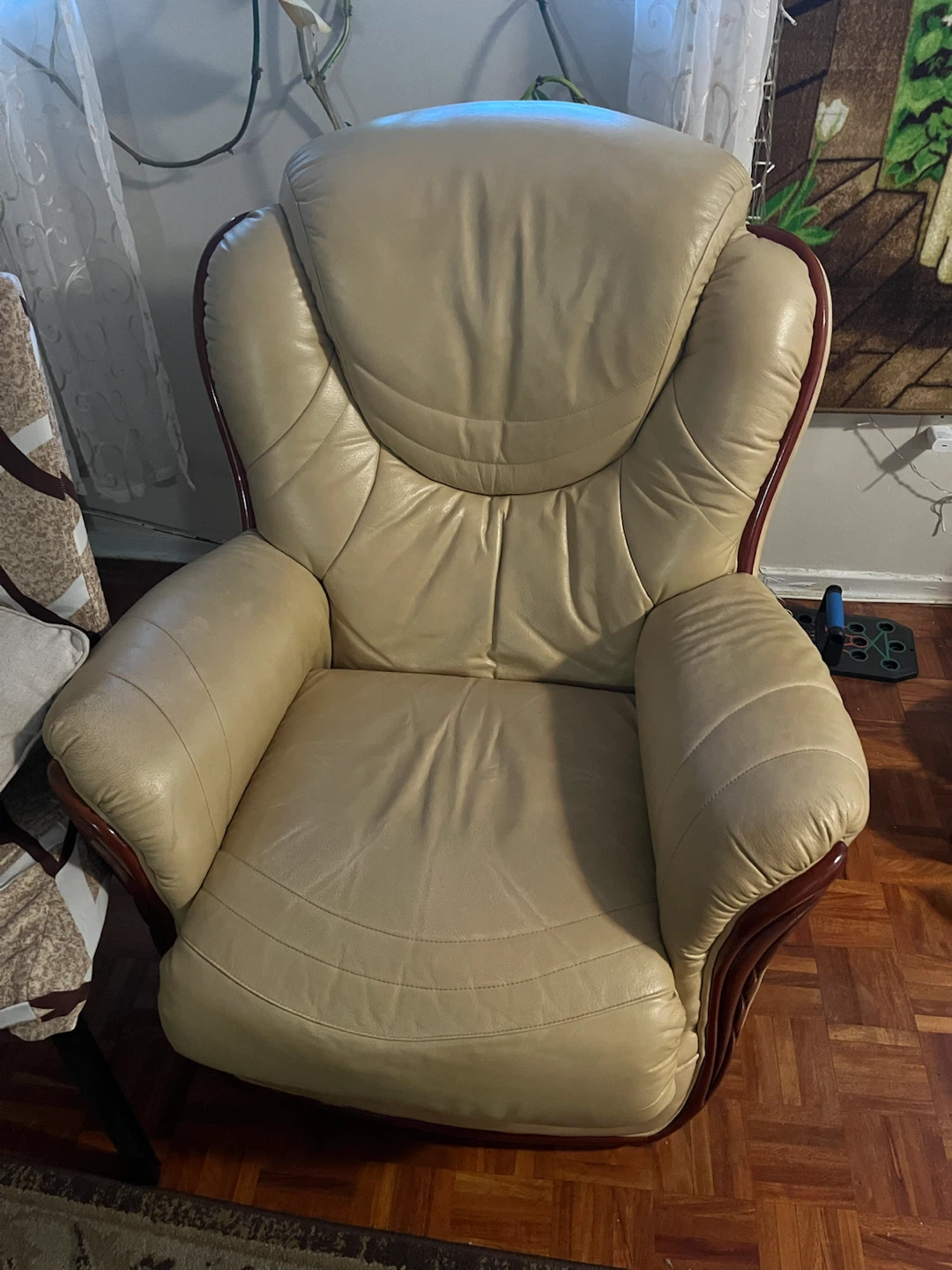 Cream Leather Sofa - photo 3