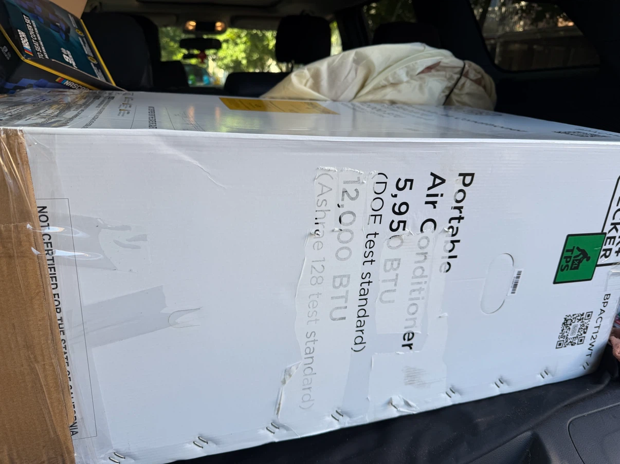 Air Conditioner 5,950 BTU Black & decker