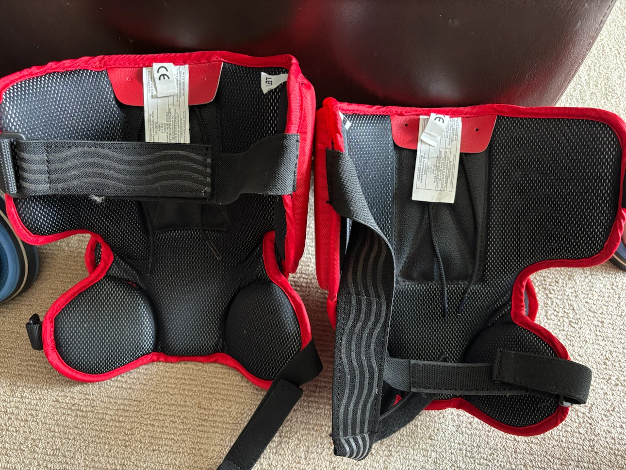 Vaughn 8800 Goalie Leg Pads - Senior - photo 3