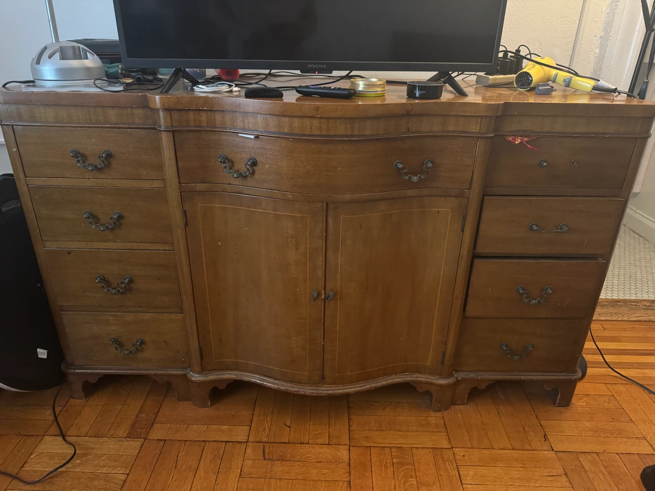 Vintage Wooden Dresser - photo 2