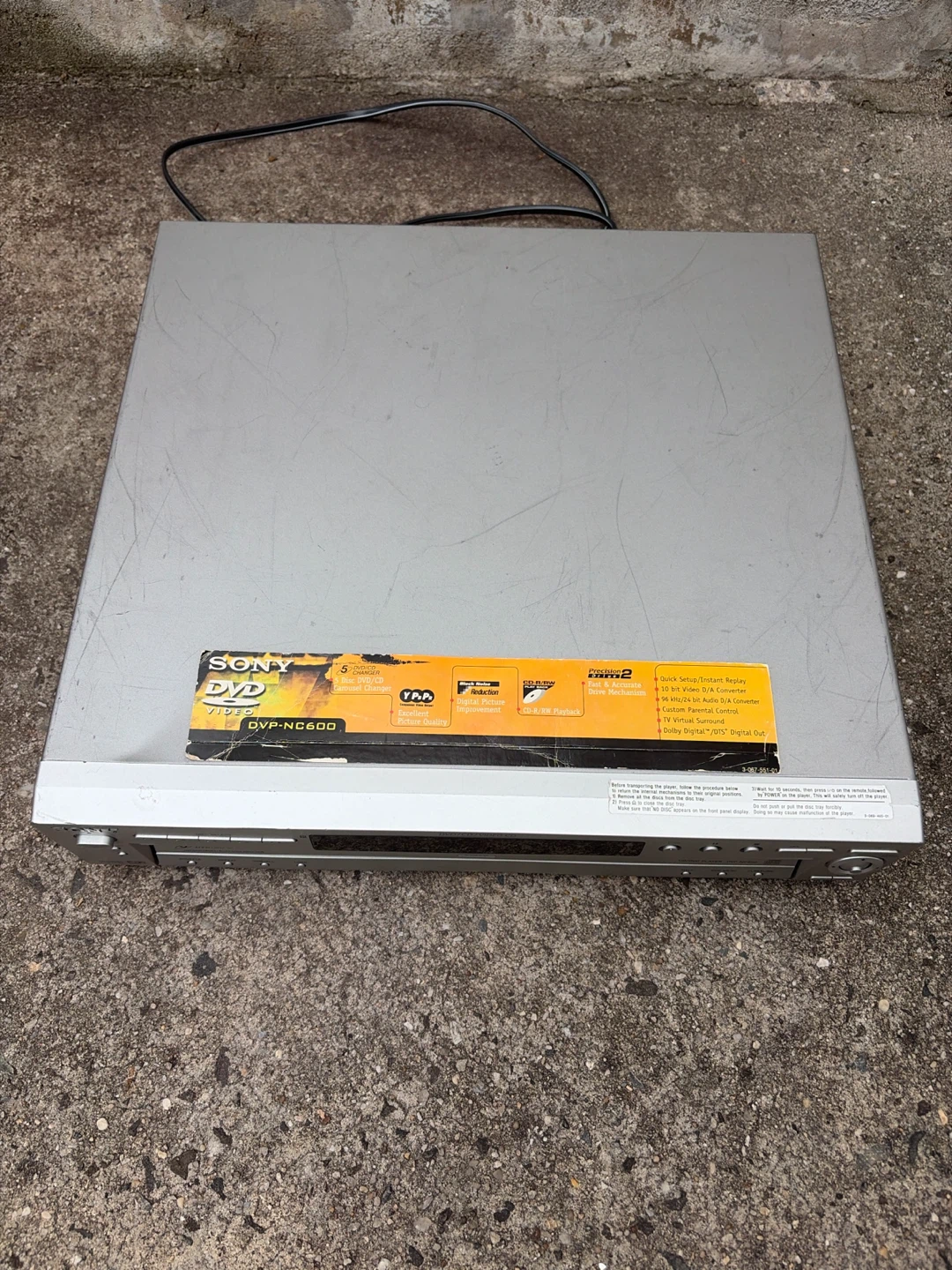 Sony DVP-NC600 5-Disc DVD/CD Changer Carousel Player - photo 2