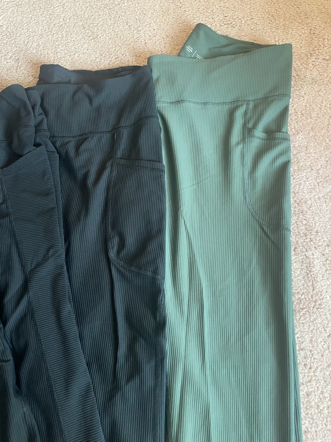 4 pairs Old Navy ribbed leggings XXL - photo 4