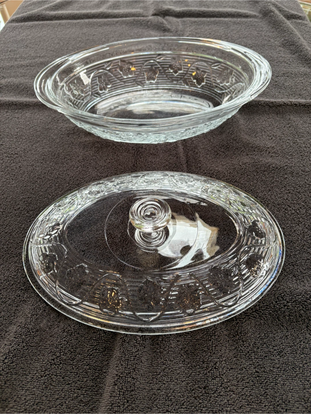 Clear Glass Oval Casserole Dish with Lid - photo 2