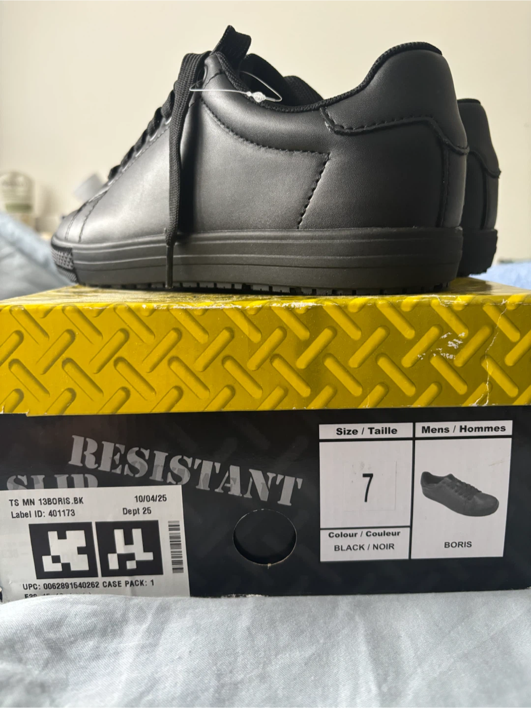 TredSafe Black Slip Resistant Work Shoes Size 7 - photo 2